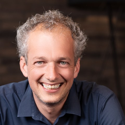Bernhard Zindel